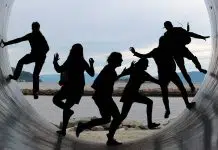 Pourquoi mettre en place un escape game team building / Séminaire Paris ?