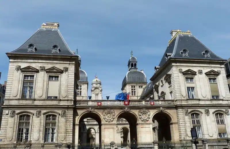 Mairie et collectivités : pourquoi passer par un cabinet de recrutement ?