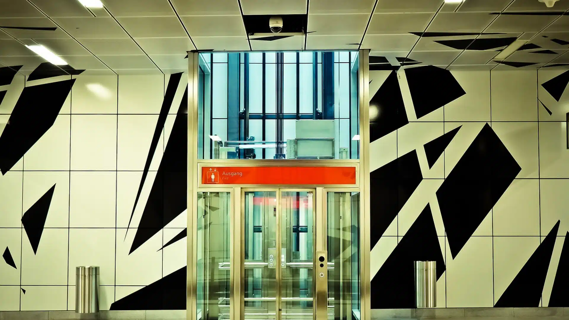 5 raisons pour lesquelles votre entreprise devrait installer un ascenseur