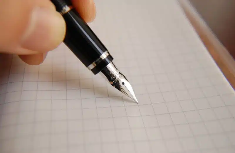 Les avantages du stylo 4 couleurs personnalisé pour votre entreprise