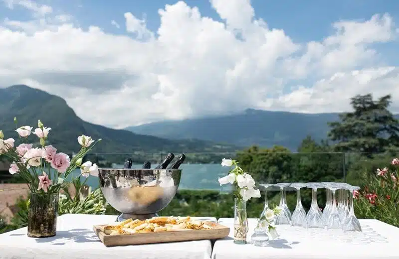 Organiser un événement professionnel inoubliable dans un cadre d'exception le choix du lac d'Annecy