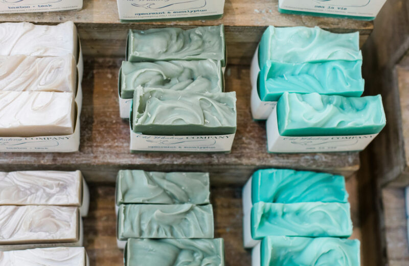 B2B : Pourquoi devriez-vous miser sur l’emballage carton pour vos savons ?