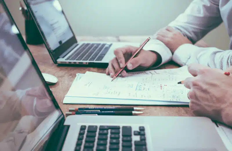 Quelles sont les erreurs à éviter quand on souscrit une assurance professionnelle ?