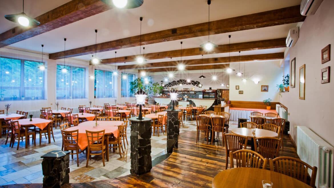 Choisissez la meilleure entreprise d'agencement intérieur pour transformer votre restaurant