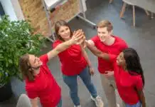 Renforcer la cohésion les équipes de votre entreprise grâce à l’activité team building théâtre