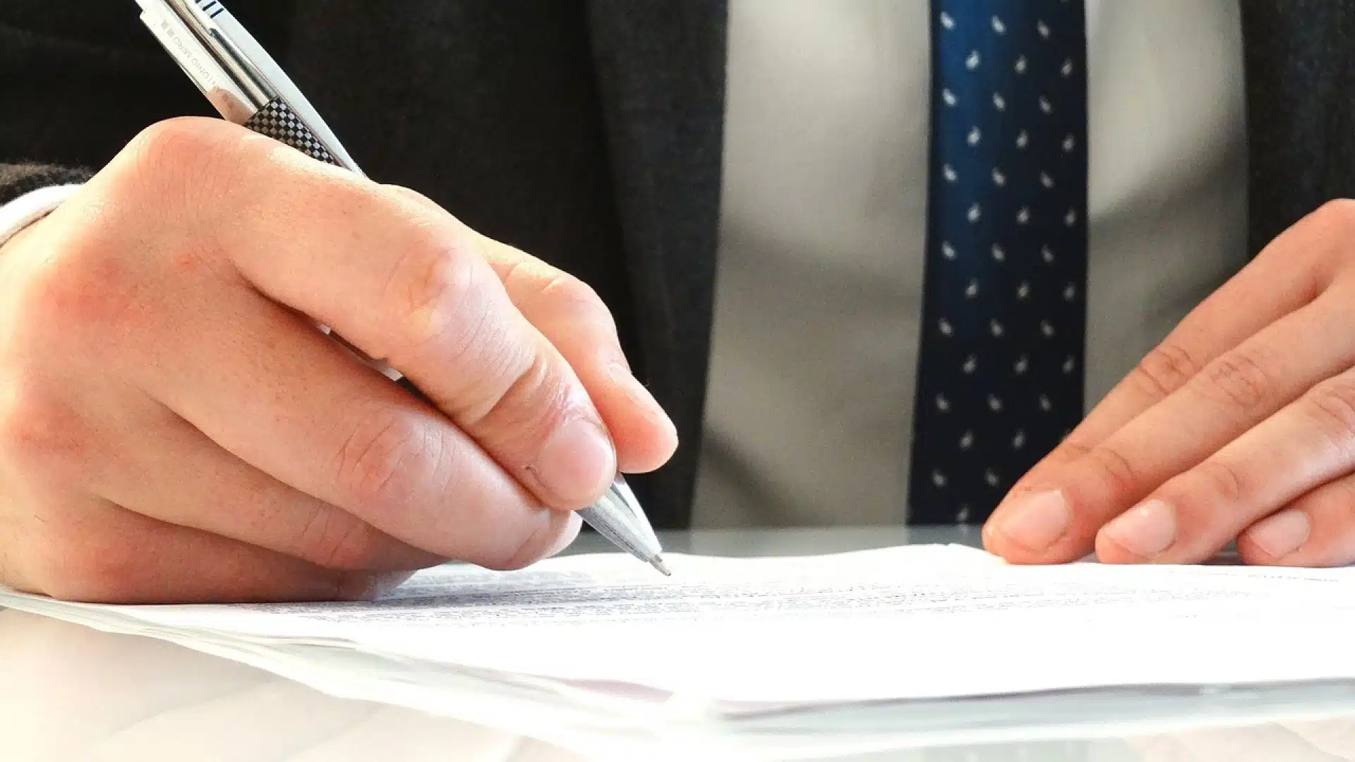 Qui appeler pour des questions juridiques ?