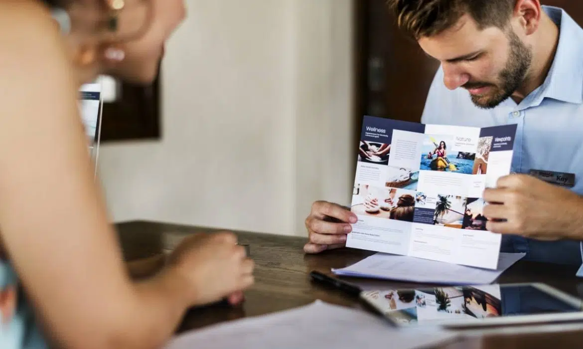 Entreprise de services : comment travailler vos brochures ?