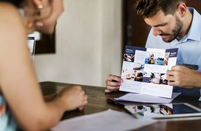 Entreprise de services : comment travailler vos brochures ?